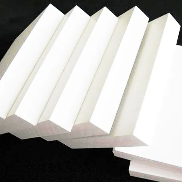 Y&uuml;ksek Kaliteli Beyaz Plastik PVC K&ouml;p&uuml;k Levha-WallisPlastic