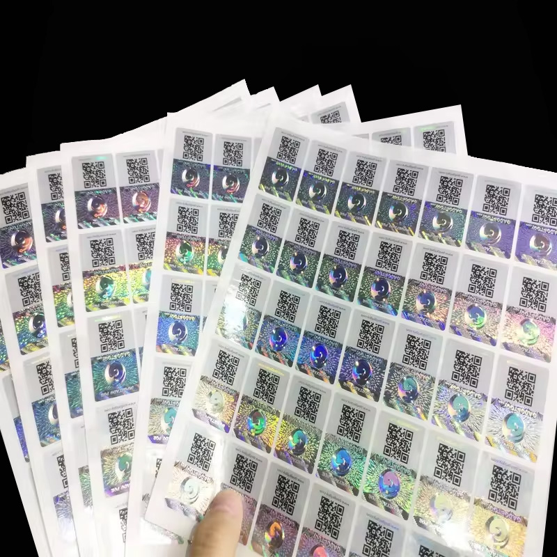 Dažāda stila pretviltus 3D hologrammas logotips kartes izgatavošanai
