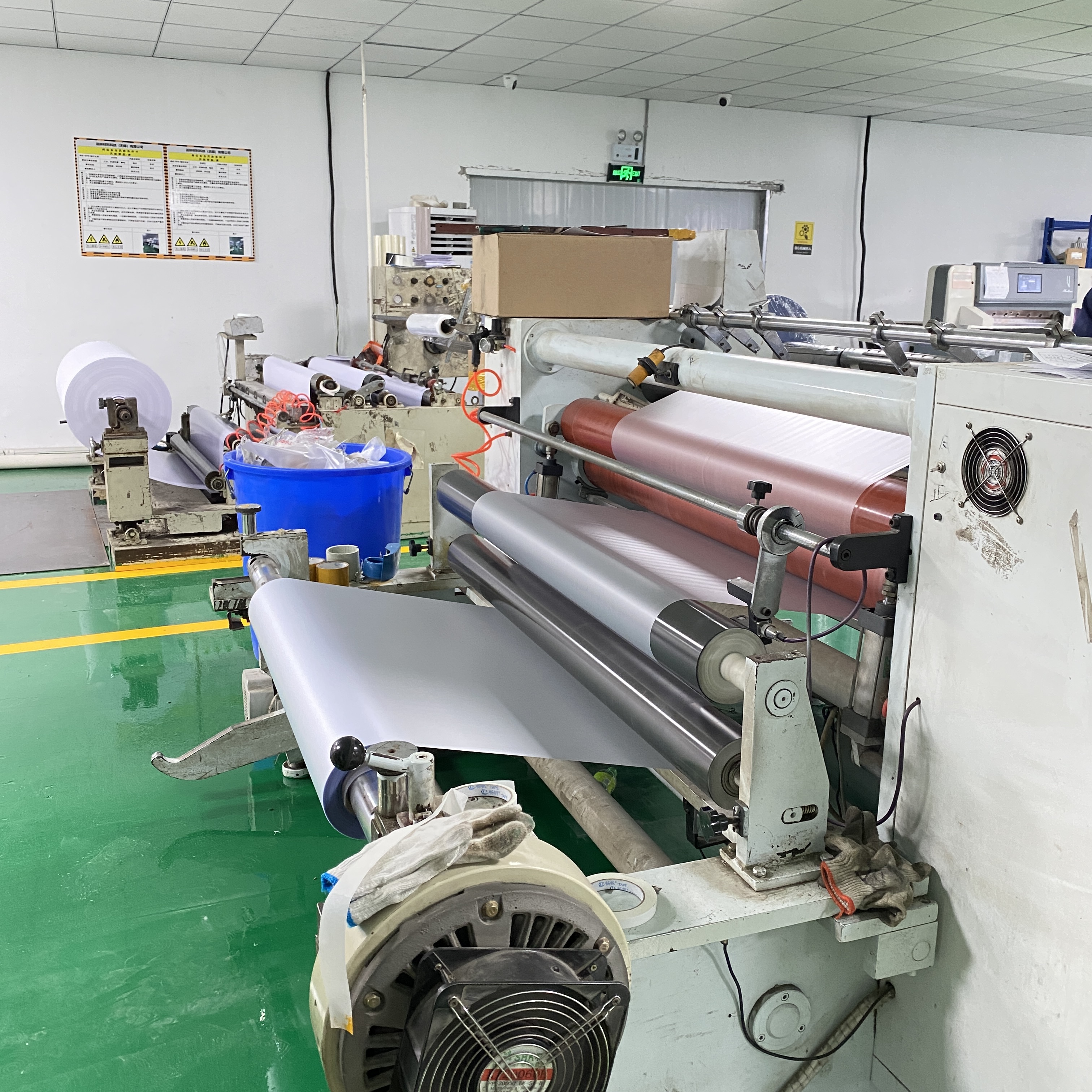 ካርዶችን ለመስራት ወርቅ/ብር/ነጭ የ PVC Inkjet ዲጂታል ኢንዲጎ ማተሚያ ወረቀት